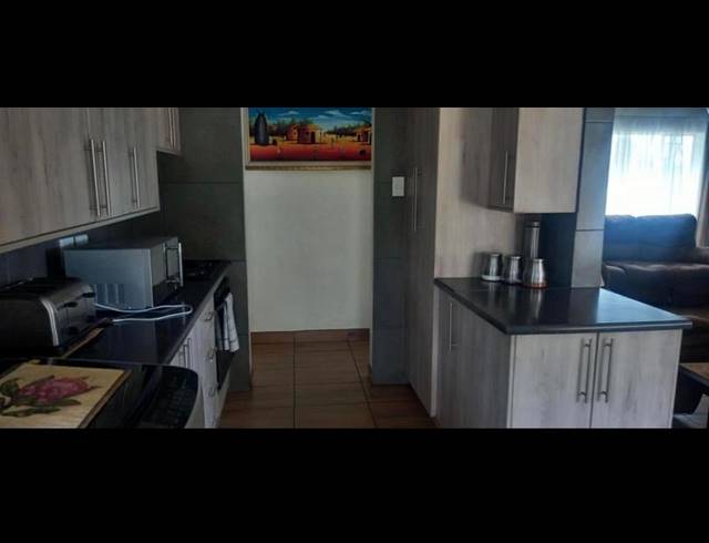 3 BEDROOM PROPERTY TO RENT IN ELANDSPARK